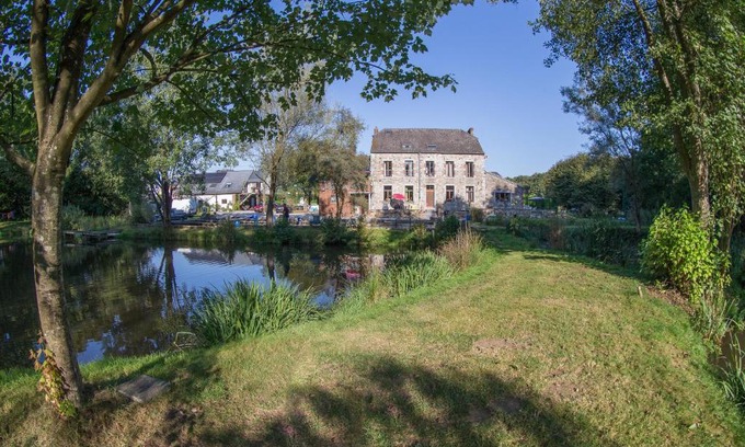 Momignies House | Gîtes pêche - à la ferme - "Rêve d'Eau" aux Etangs de Cendron En-Fr-Es