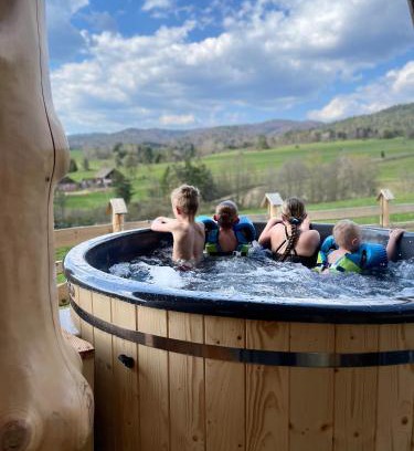 Maniowy Cabin | Góralskie Domki na Podhalu - z jacuzzi