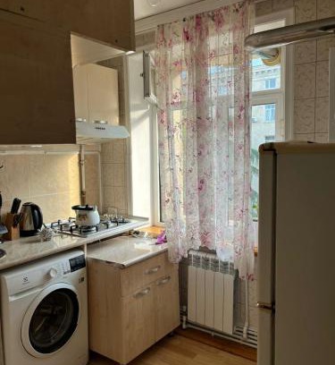 Ganja Apartment | Gəncədə 2 otaqlı təmirli və əşyalı mənzil