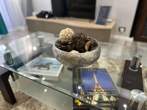 Tirgu Jiu Apartment | G&A Luxe Apartment Central