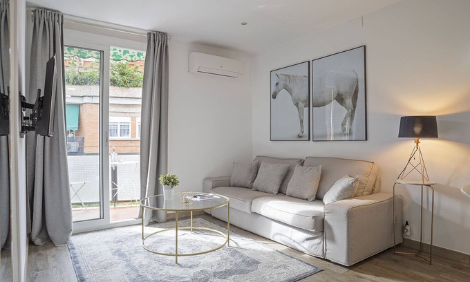 Les Corts Apartment | G53