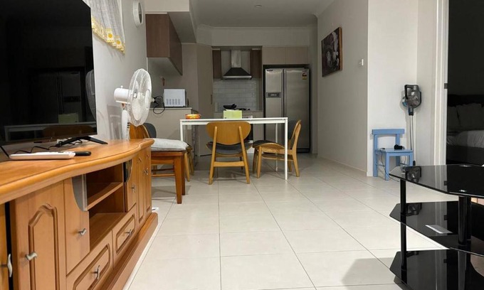 Maraylya House | Gables Box Hil Maraylya 2Br granny flat near parks