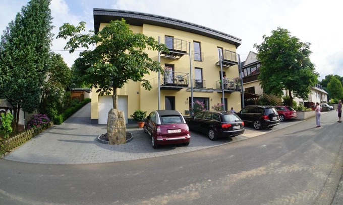 Brauneberg House | Gaestehaus Jufferpanorama