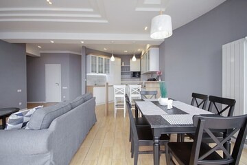 Arcadia Apartment | Gagarin Plaza Apartment in Prymors'kyi district