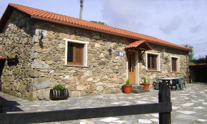 Curtis Cottage | Galician Stone Cottage for 2 people