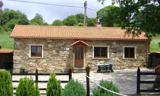 Curtis Cottage | Galician Stone Cottage for 2 people