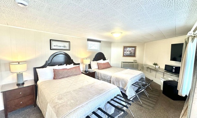 Hulls Cove Hotel | Gallaghers Travels Room 9