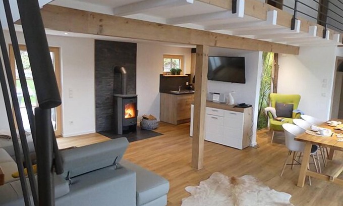 Michelau i. Steigerwald Apartment | Gallery apartment "Wiesengrund" for up to 4 people