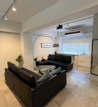 Higashi Apartment | GalleryInn Fuji, Shibuya