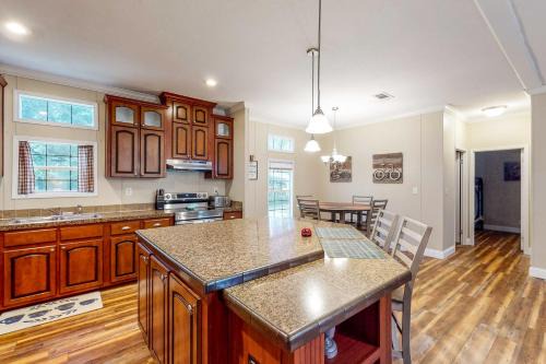 Williston House | Gallop Away