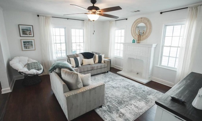 Galveston House | Galveston Getaway with Spacious Backyard