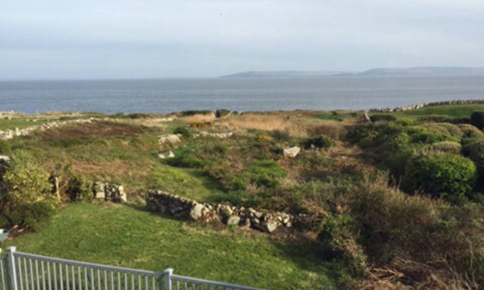 Galway House | GALWAY BARNA DIRECT ATLANTIC OCEANFRONT 4 BED 8P WALK TRO OUR GARDEN TO OCEAN.