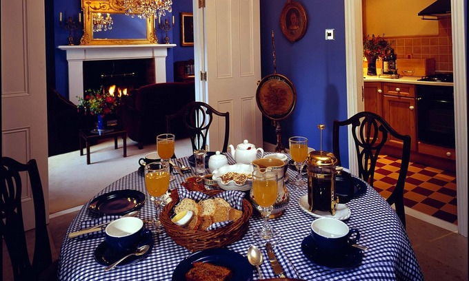 Caherlistrane Apartment | Galway Period Villa Overlooking Palladian Fountain in Private Estate