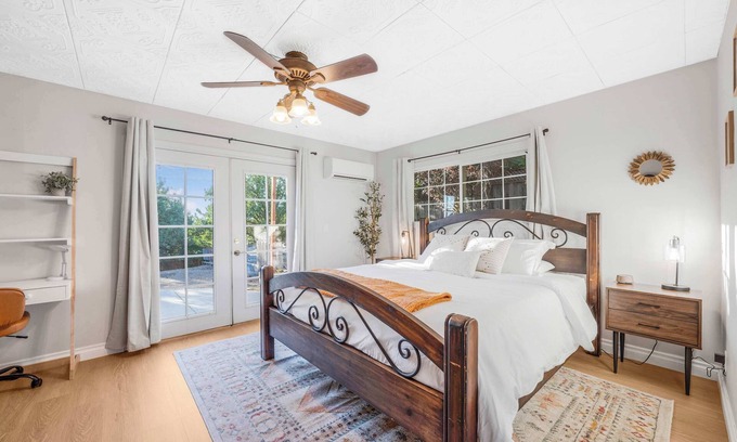 Paso Robles House | Game room & Fire Pit|Short Walk to Downtown!