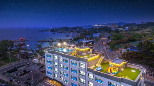 Gyeongju House | Gampo Beach Hill Pool Villa