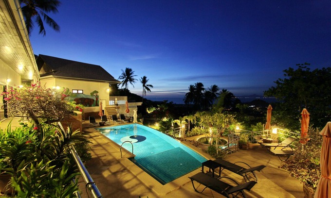 Bophut Apartment | GANESHA 2 bedrooms SEAVIEW apartment POOL +JACUZZI