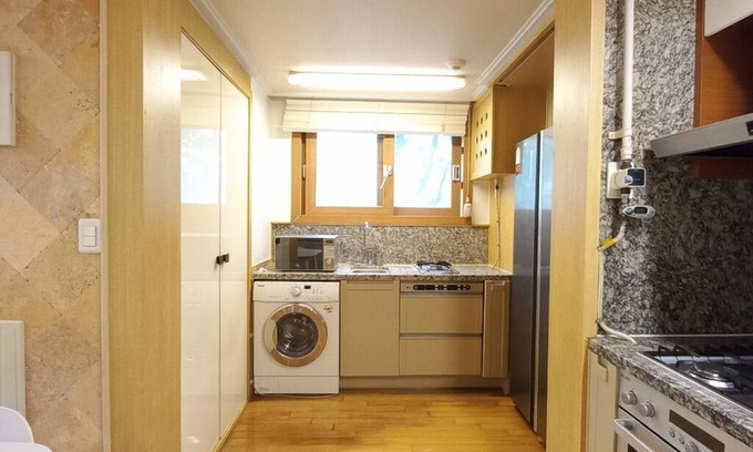 Banpo-dong Apartment | ★Gangnam Premium apartment★3Bdr+2Bath+Full option