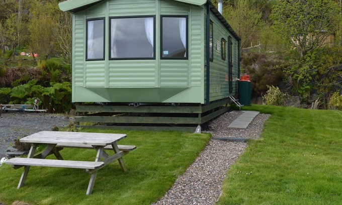 Slate Islands House | GANNET, pet friendly, country holiday cottage, with a garden in Oban