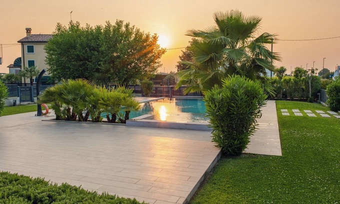 San Benedetto di Lugana Apartment | Garda Hideaway - One Bedroom Apartment, Sleeps 4