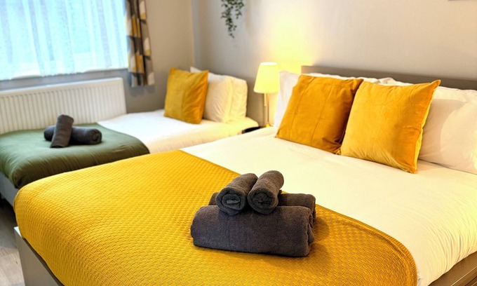 Tokyngton Apartment | Garden 1-Bed Flat 30min to Downtown & Free Parking, Charming 1-Bed Flat- Free WiFi & On-Street Parki