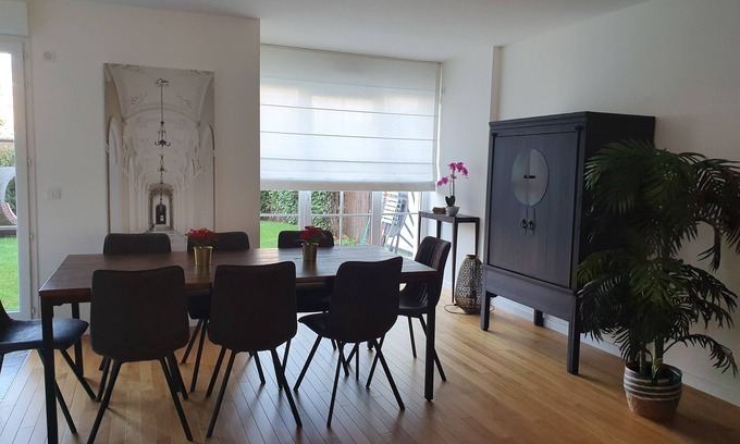 Serris House | Garden Alley House 8 people