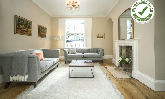 Bath Cottage | GARDEN APARTMENT - BATH - a 2 bed apartment that sleeps 4 guests in 2 bedrooms