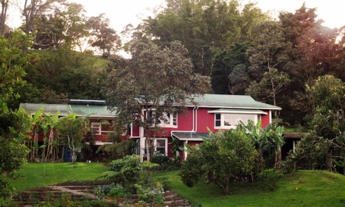 Paauilo House | Garden Apartment w/Hot Tub on Historic Homestead
