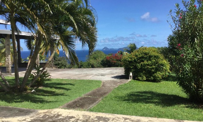 St. Patrick House | Garden Bungalow