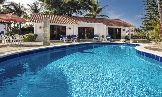 Sosua Bed & Breakfast | Garden by the Sea