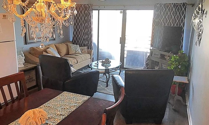 Garden City Condo | Garden City beach condo steps from the ocean and Garden City Pier!
