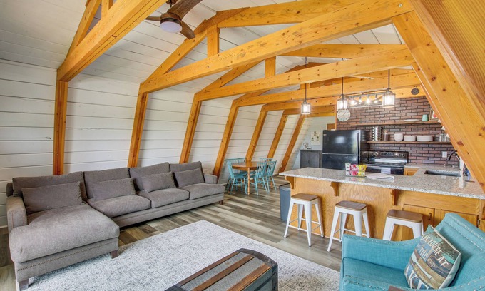 Garden City House | Garden City Home w/Fire Pit: Walk to Bear Lake!
