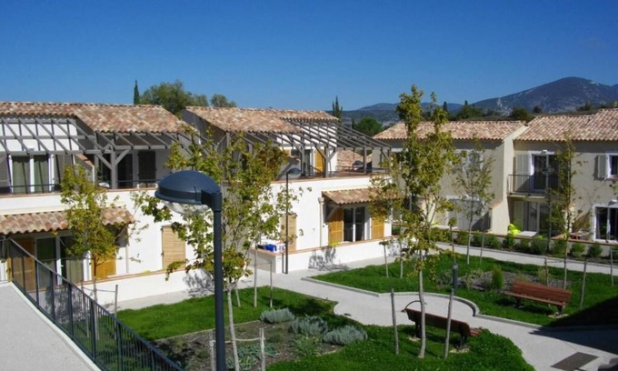 Malaucene House | Garden & City Mont Ventoux - Malaucène