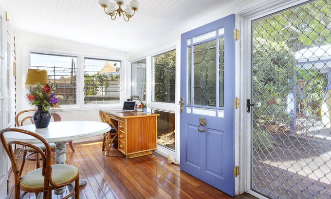Tea Gardens Cottage | Garden Cottage - 40B Witt Street