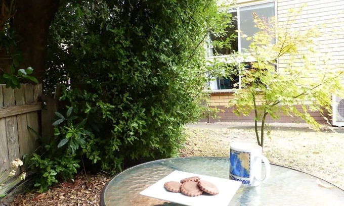 Wonthaggi House | Garden Cottage, Dog Friendly. Wonthaggi.