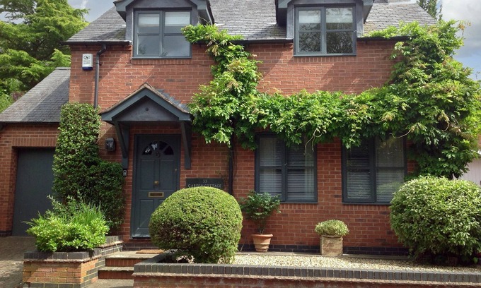 East Norton Cottage | GARDEN COTTAGE, family friendly, with open fire in Billesdon