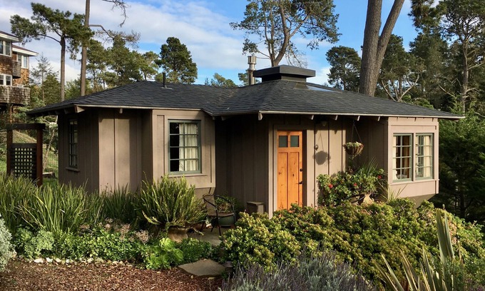 Lodge Hill Cottage | Garden Cottage Retreat