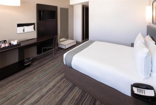 Humewood Hotel | Garden Court Kings Beach