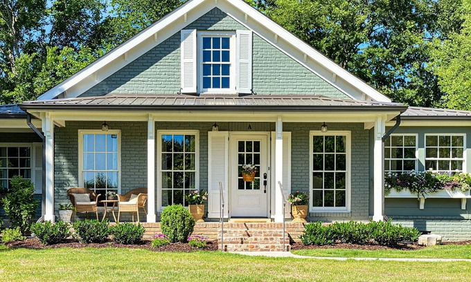 Historic Downtown Franklin House | Garden Gate Cottage Downtown Franklin Unit B
