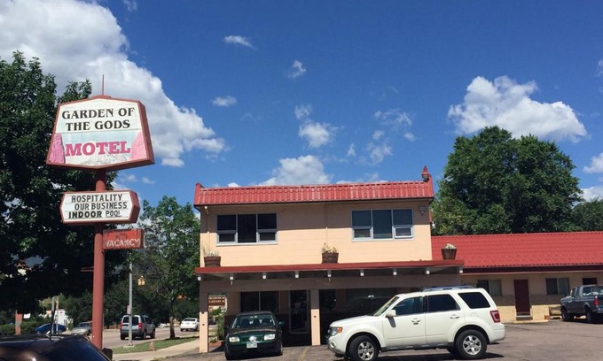 Colorado Springs Hotel | Garden of the Gods Motel