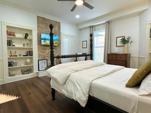 Frankfort Apartment | Garden on Capital-Bourbon & Horse Country