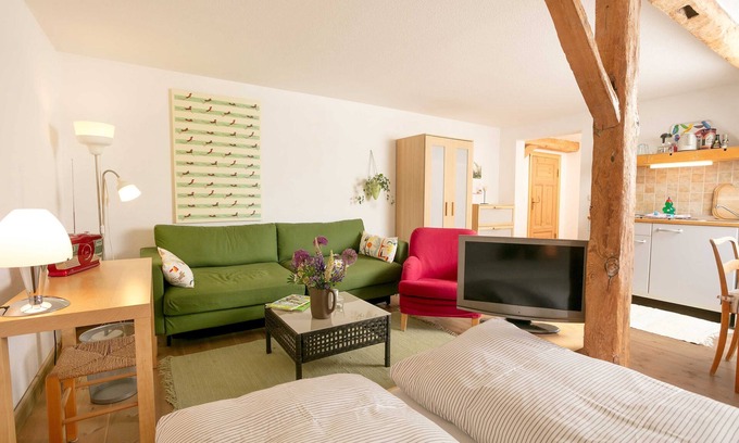 Rugen Island Apartment | Garden Room - Manor House Ketelshagen - romantic, quiet location