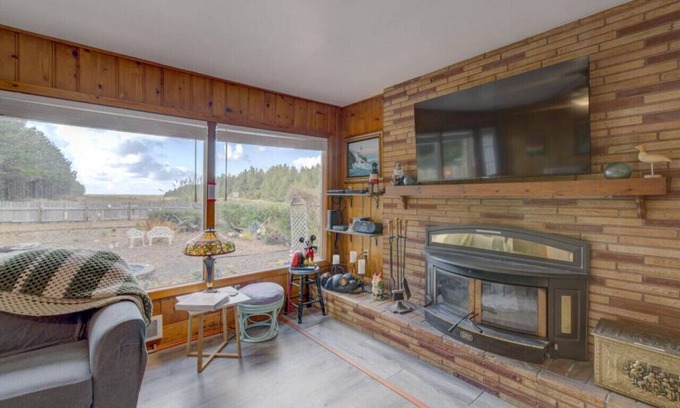 Long Beach House | Garden Shores - Cozy Oceanfront Home You'll Love