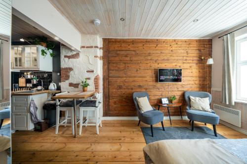 Pelgulinn Apartment | Garden Studio next to Telliskivi & Old Town