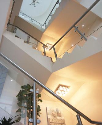 Bezuidenhout Valley Hotel | Garden Top Hotel