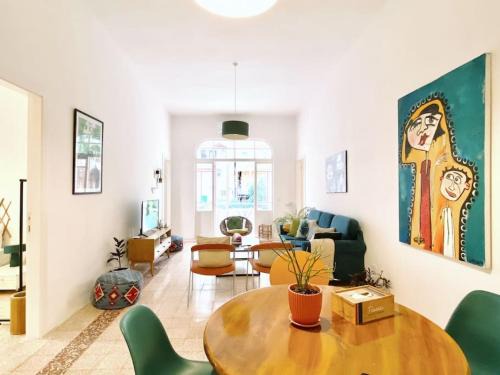 Beirut Apartment | Garden View Apt 4BR Beirut