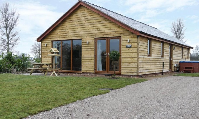 Nantwich House | Gardener's Lodge