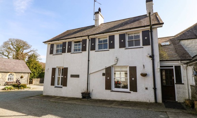Rhyd-y-clafdy Cottage | Gardeners Cottage