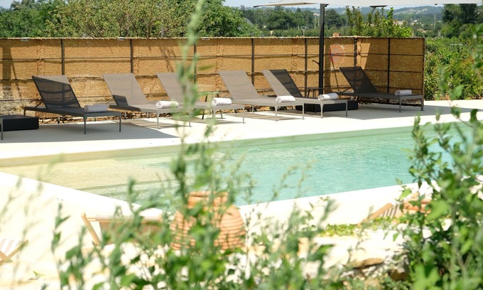 Livron-sur-Drome Hotel | Garenne