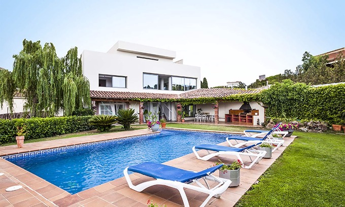 Garriguella Ski Chalet | Garriguella Emporda Costa Brava