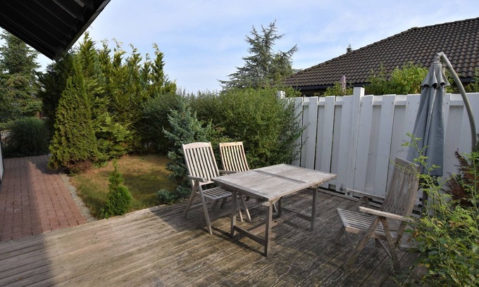 Stove Apartment | Garten-Ferienwohnung in ländlicher Idylle